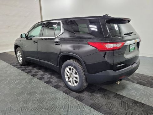 Used 2020 Chevrolet Traverse LS FWD image 3