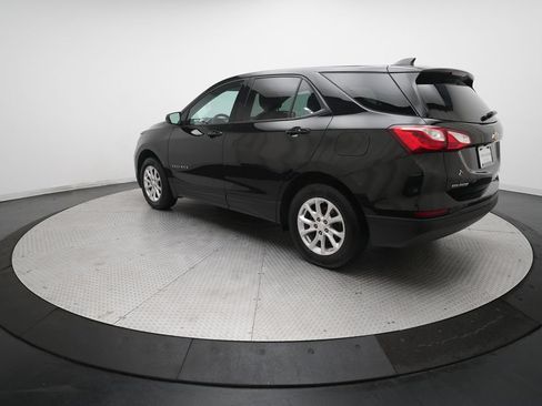 Used 2019 Chevrolet Equinox LS w/ LS Convenience Package AWD/4WD image 32
