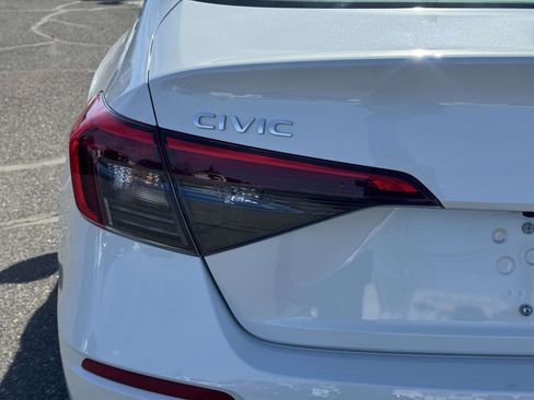 Used 2024 Honda Civic Sport image 9