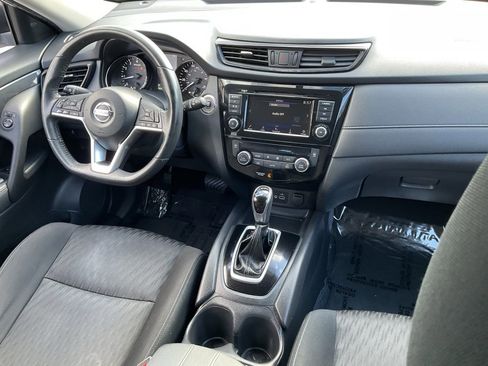 Used 2018 Nissan Rogue SV image 55