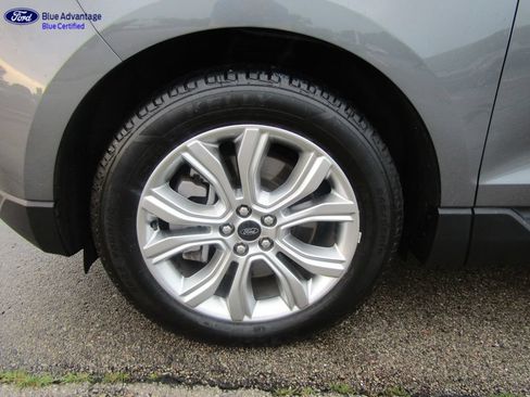 Certified 2024 Ford Edge Titanium AWD/4WD image 14