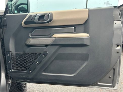 Used 2021 Ford Bronco Wildtrak image 25