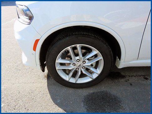 Used 2025 Dodge Durango GT AWD/4WD image 18
