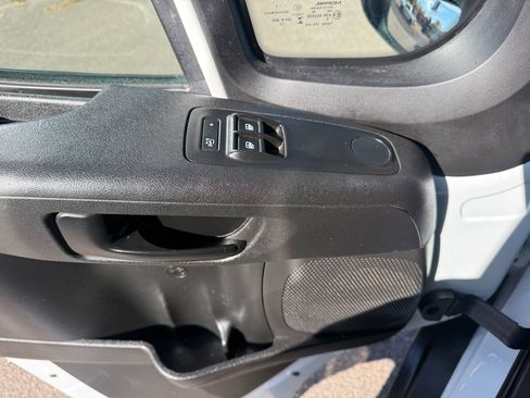 Used 2023 RAM ProMaster 2500 image 12