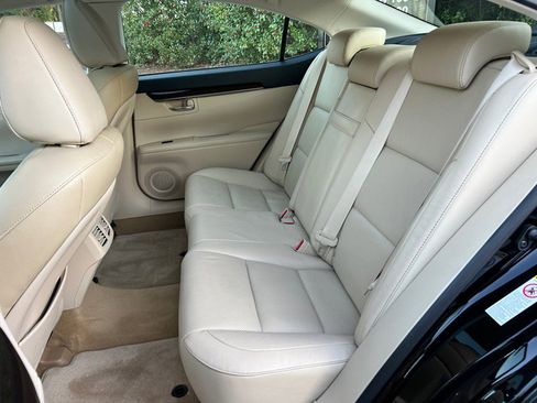 Used 2014 Lexus ES 350 image 33