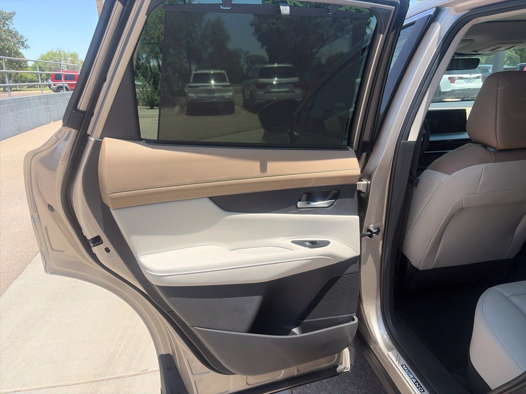 New 2026 Nissan Murano Platinum w/ Cargo Package AWD/4WD image 25