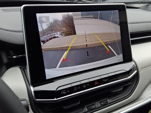 New 2026 Jeep Compass Limited image 12