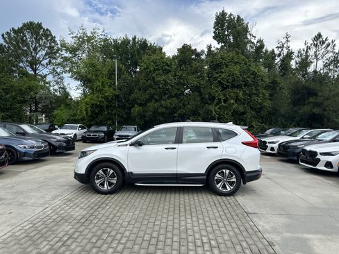 Used 2019 Honda CR-V LX image 3