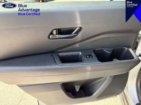 Used 2024 Nissan Pathfinder SV FWD image 11