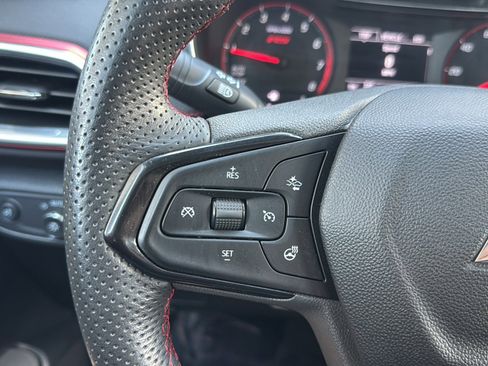 Used 2023 Chevrolet TrailBlazer RS AWD/4WD image 29