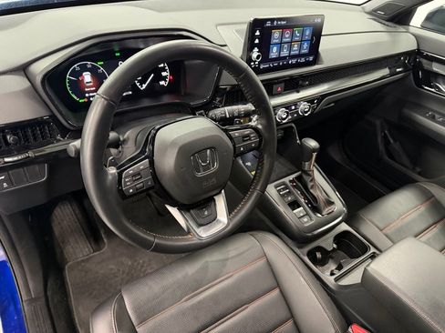 Used 2025 Honda CR-V Sport Touring image 9