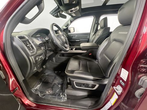 Used 2023 RAM 1500 Laramie AWD/4WD image 21