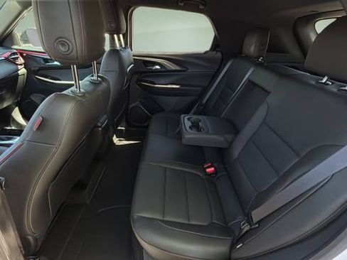 Used 2024 Chevrolet TrailBlazer RS FWD image 21