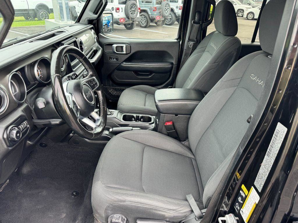 Used 2020 Jeep Wrangler Unlimited Sahara AWD/4WD image 30