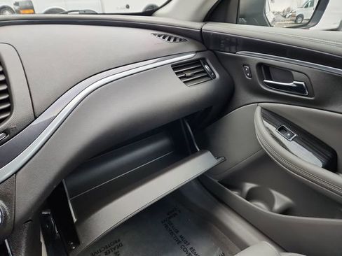 Used 2019 Chevrolet Impala LT image 43