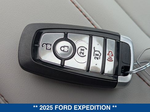 Certified 2025 Ford Expedition Active RWD image 39