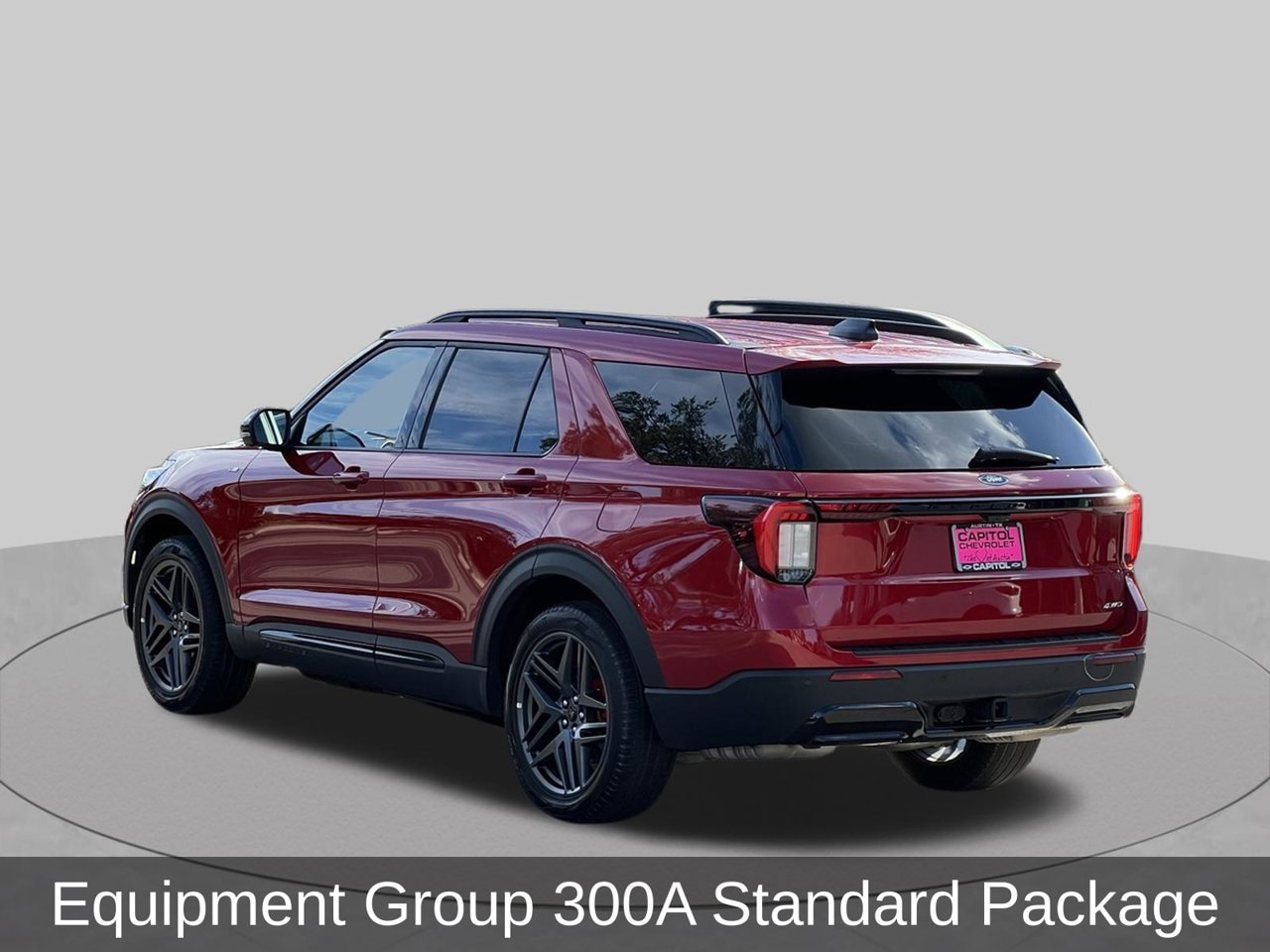 Used 2025 Ford Explorer ST-Line w/ ST-Line Street Pack AWD/4WD image 3