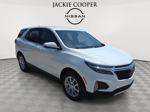 Used 2023 Chevrolet Equinox LT FWD image 3