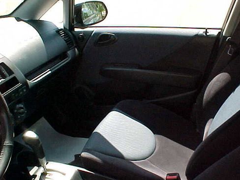 Used 2007 Honda Fit Sport image 12