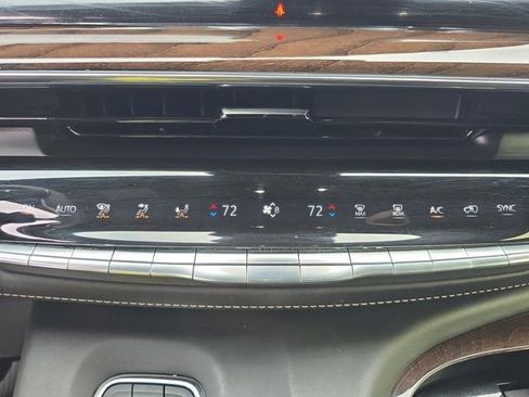 Used 2023 Cadillac Escalade Sport Platinum image 21