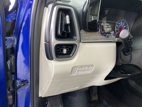 Used 2022 Kia Sorento EX w/ Panoramic Sunroof Package image 13