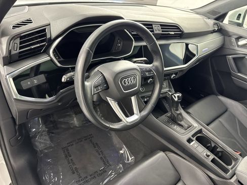 Used 2022 Audi Q3 2.0T Premium Plus w/ Premium Plus Package AWD/4WD image 10