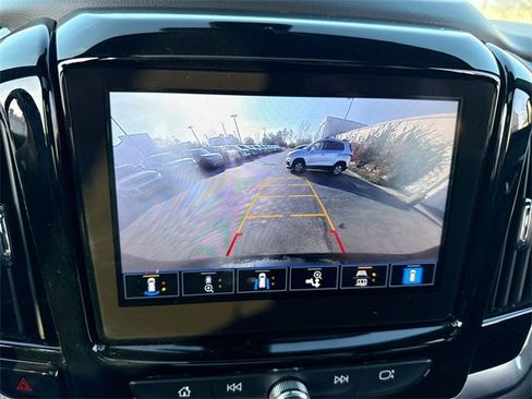 Used 2023 Chevrolet Traverse High Country w/ LPO, Floor Liner Package image 17