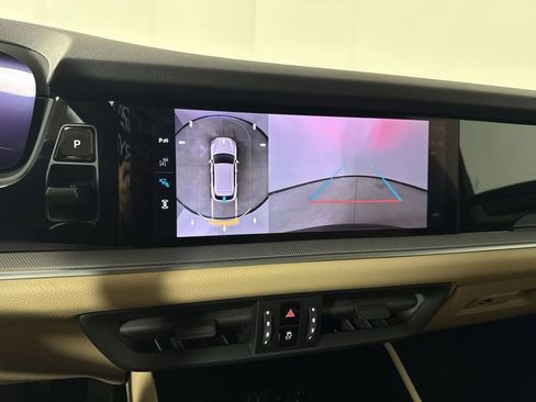 New 2026 Porsche Cayenne image 29