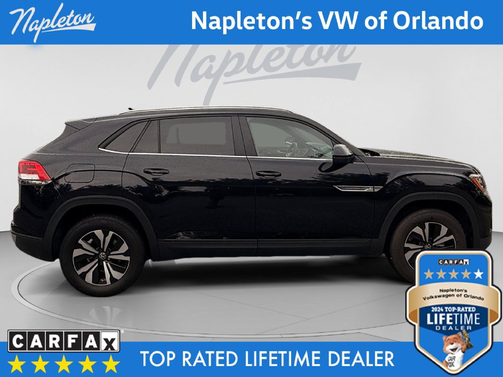 Used 2024 Volkswagen Atlas Cross Sport SE FWD image 7