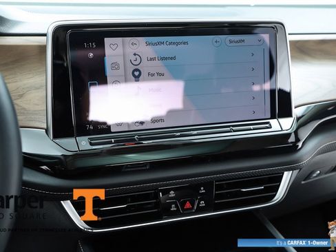 Used 2025 Volkswagen Atlas SE image 65