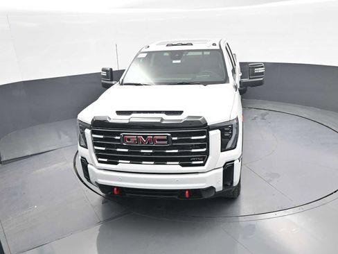 New 2026 GMC Sierra 2500 AT4 w/ AT4 Premium Plus Package AWD/4WD image 29