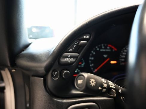 Used 2000 Chevrolet Corvette Coupe w/ Roof Pkg image 26