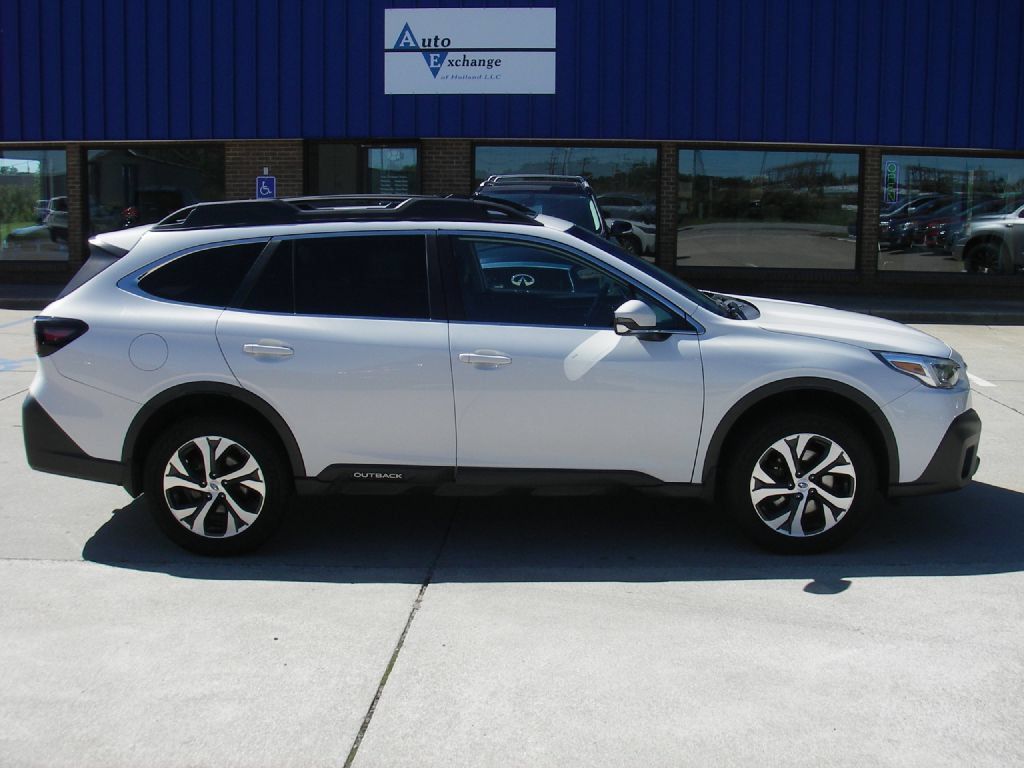 Used 2020 Subaru Outback Limited XT w/ Popular Package #2 AWD/4WD image 4