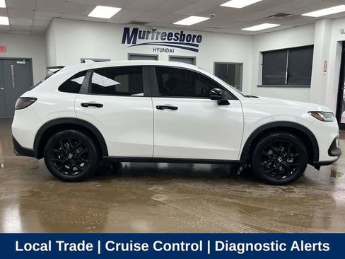 Used 2025 Honda HR-V Sport image 4