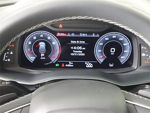 New 2026 Audi Q8 Premium Plus image 16