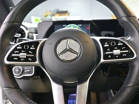 Used 2020 Mercedes-Benz CLA 250 4MATIC image 21