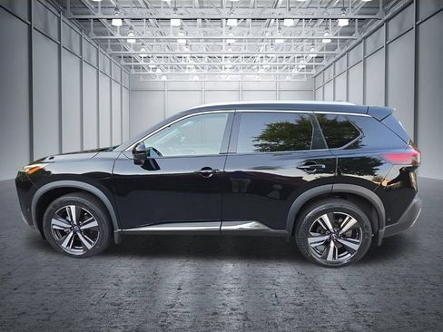 Certified 2023 Nissan Rogue SL w/ SL Premium Package AWD/4WD image 4
