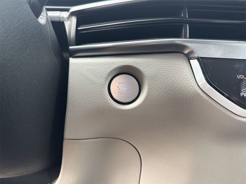 New 2025 Kia Sorento S image 33