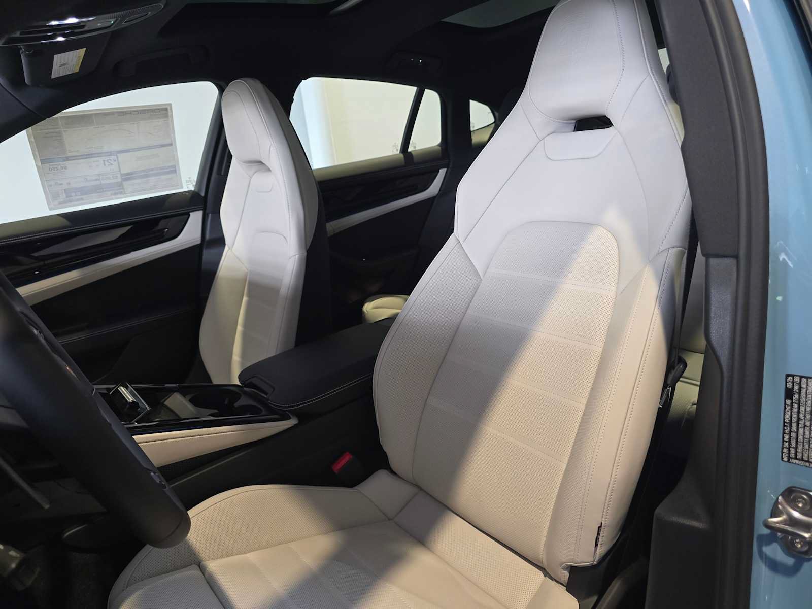 New 2026 Porsche Panamera 4 AWD/4WD image 5