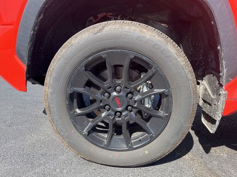 Used 2024 Toyota Tundra Limited w/ TRD Off-Road Package AWD/4WD image 9