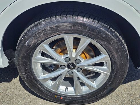 Used 2023 Audi Q3 2.0T Premium w/ Convenience Package AWD/4WD image 8