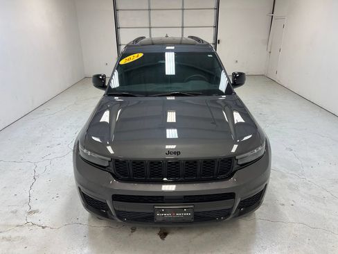 Used 2024 Jeep Grand Cherokee L Altitude AWD/4WD image 7
