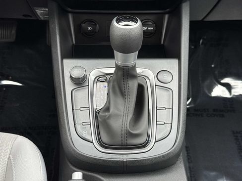 Used 2023 Hyundai Kona SEL AWD/4WD image 8