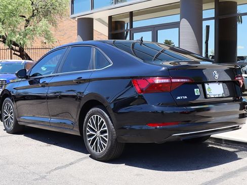 Used 2021 Volkswagen Jetta SE FWD image 9