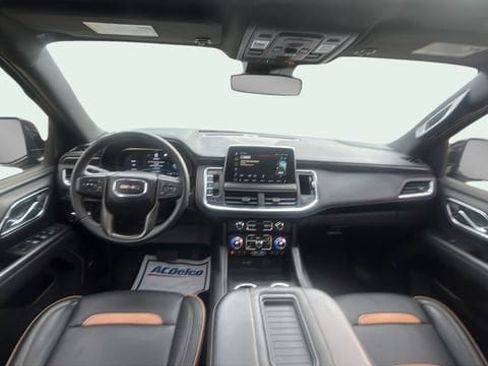 Used 2023 GMC Yukon AT4 w/ AT4 Premium Plus Package image 11