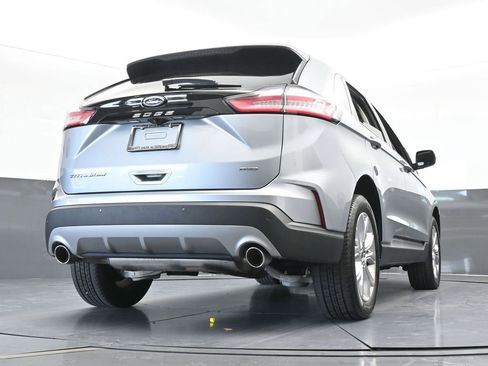 Used 2022 Ford Edge Titanium image 63