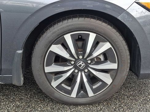 Used 2024 Honda Civic EX-L image 8