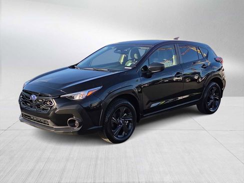 Used 2024 Subaru Crosstrek 2.0i image 4