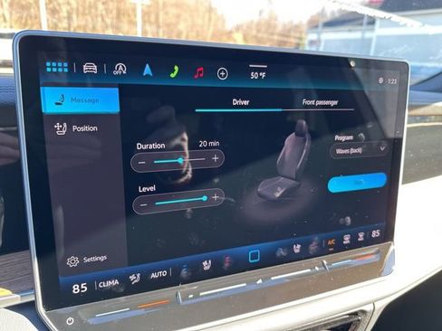 New 2026 Volkswagen Tiguan SEL R-Line image 28