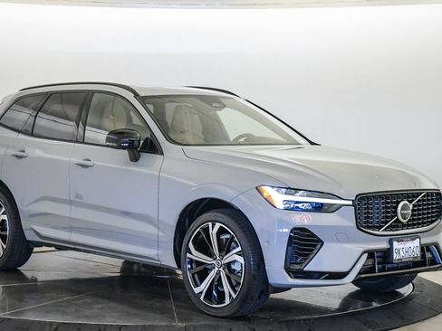 Certified 2024 Volvo XC60 T8 Ultimate w/ Protection Package Premier AWD/4WD image 6